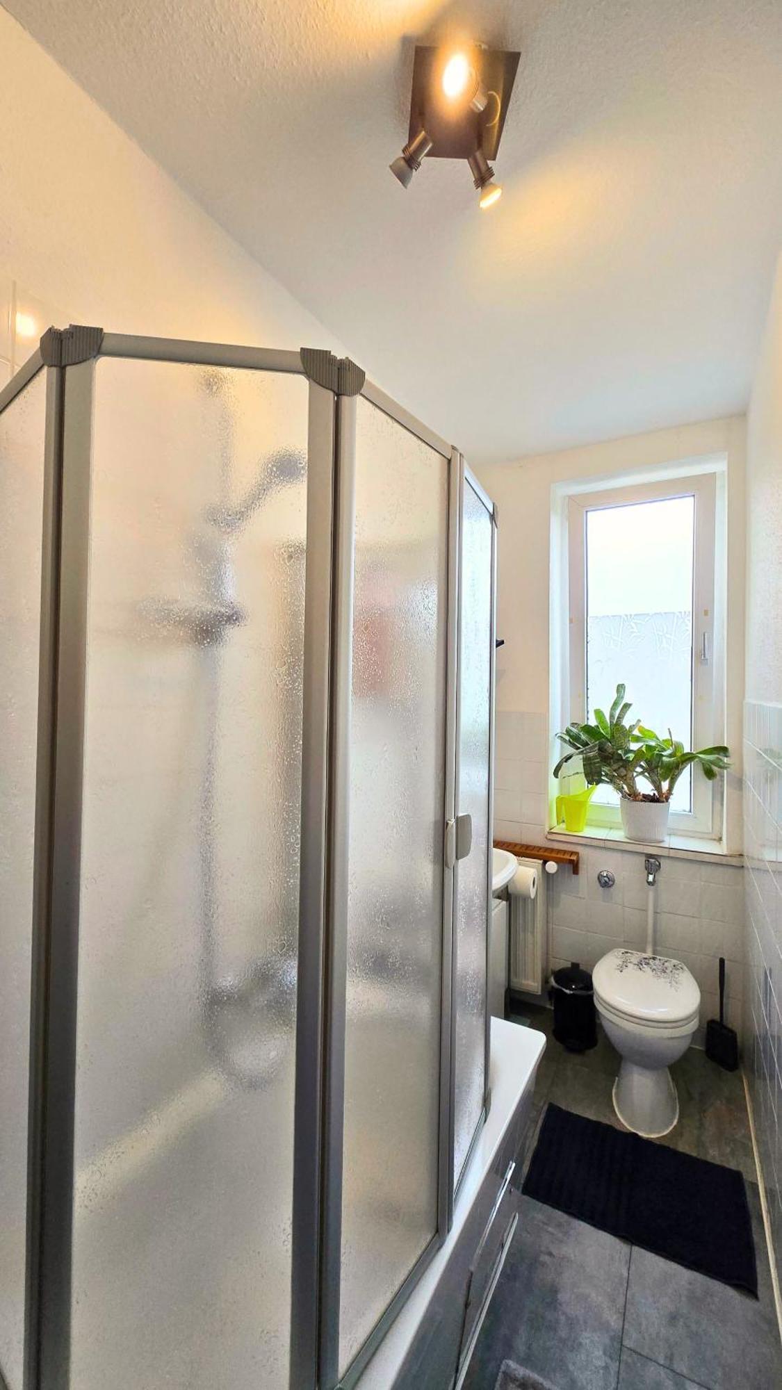 Beautiful Cozy 1-Room Apartment, Near Rhine Düsseldorf Zewnętrze zdjęcie